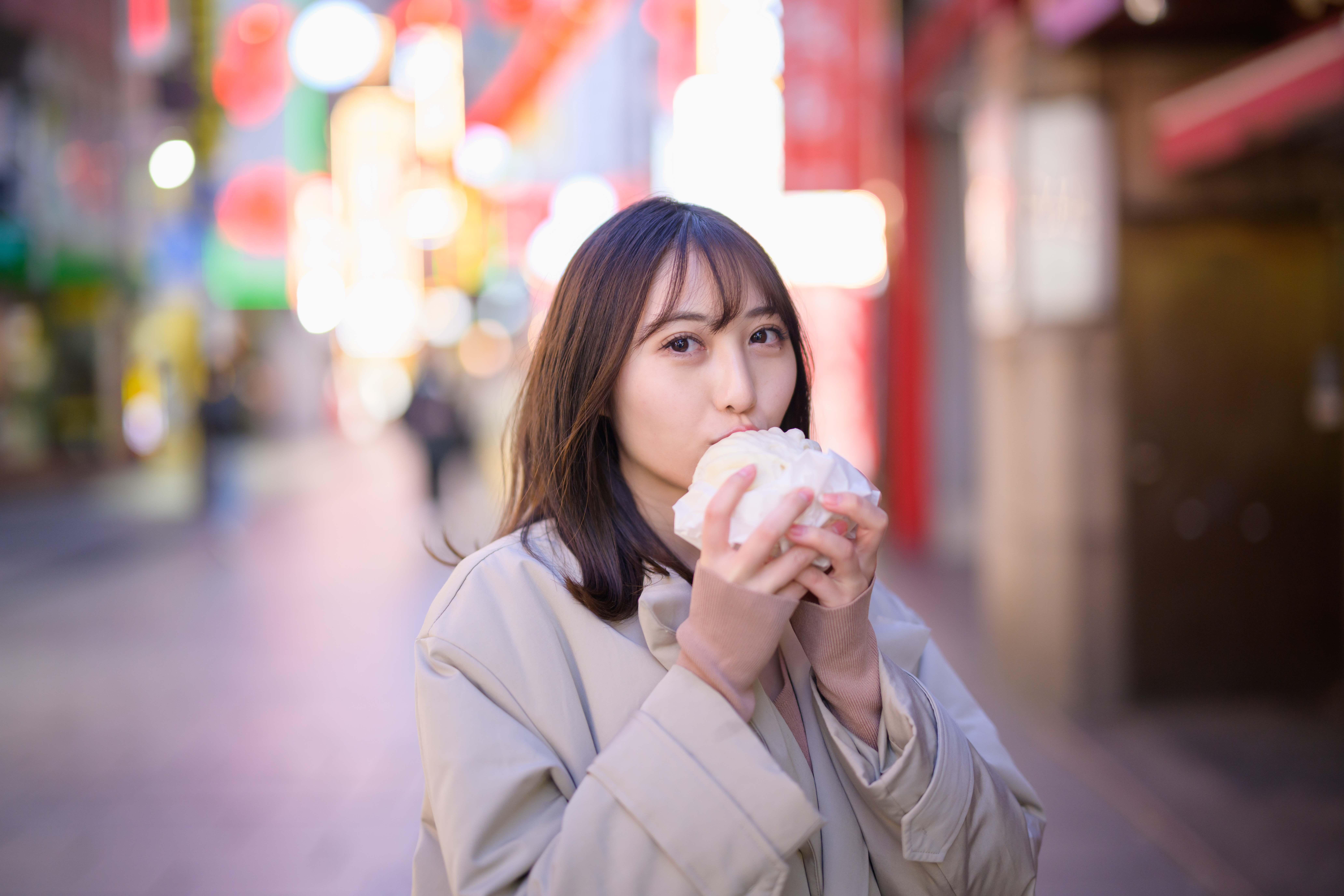 <span class="fnt-85">Z 7II / NIKKOR Z 50mm f/1.2 S / 絞り優先AE（F1.2・1/160秒・+1.0EV） / ISO 400</span>