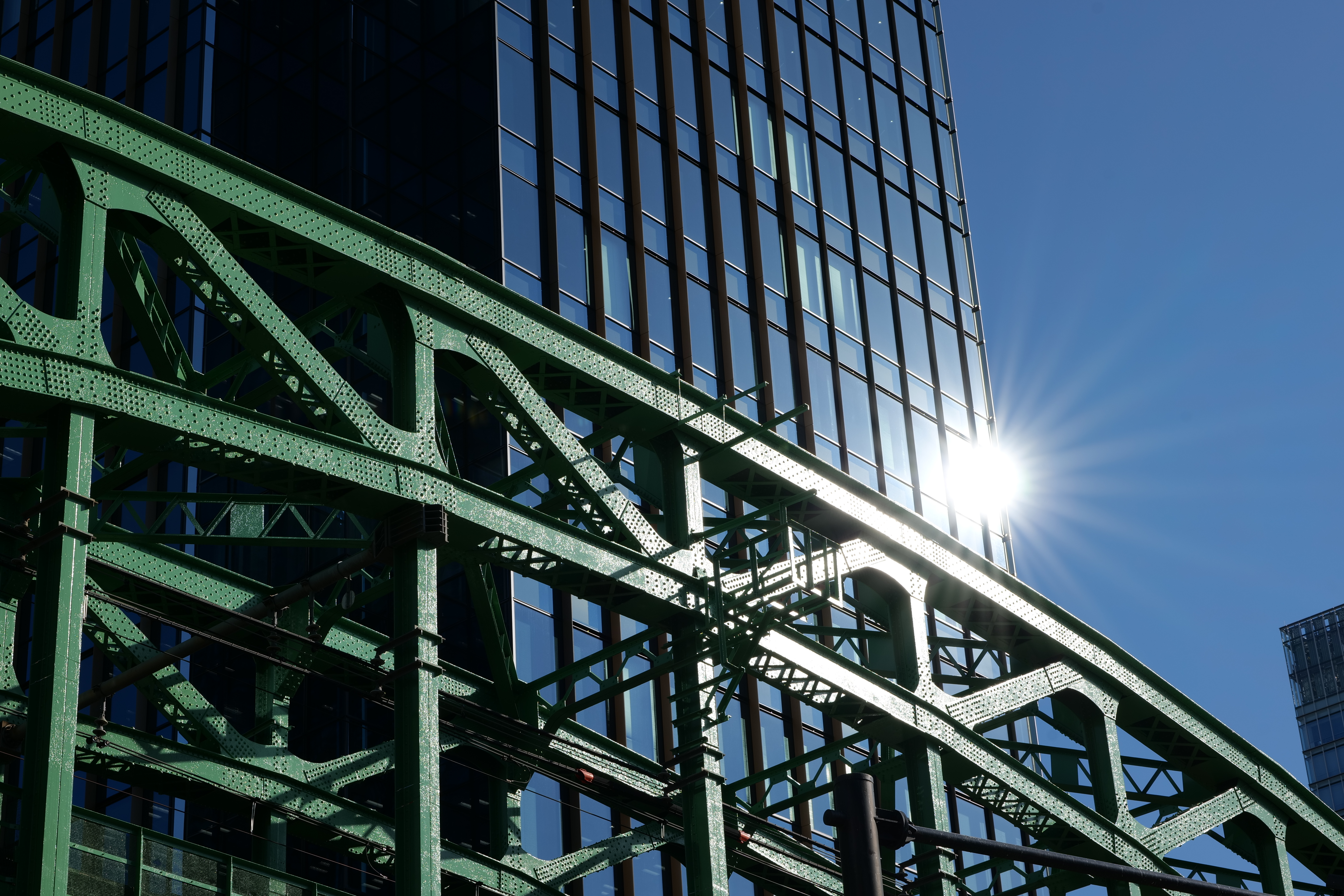 <span class="fnt-85">LUMIX S5 / LUMIX S 70-300mm F4.5-5.6 MACRO O.I.S.（70mm） / 絞り優先AE（F16・1/100秒・±0EV） / ISO 100</span>