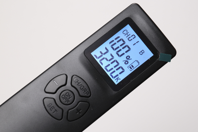 付属のリモコン