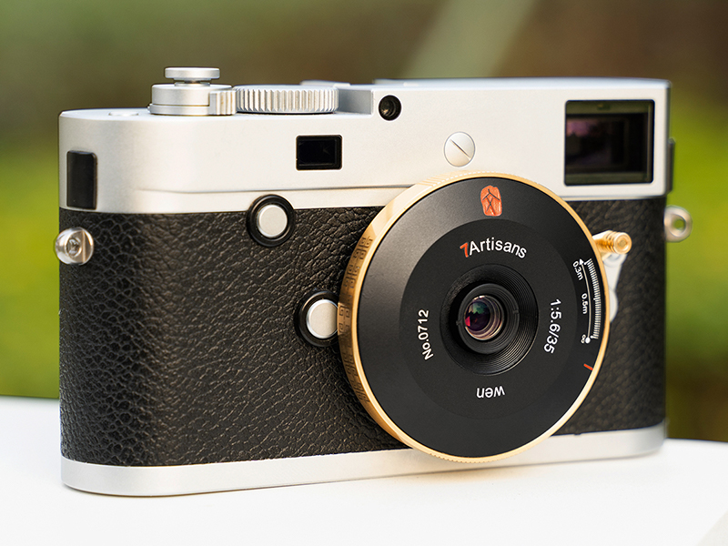 ブラック×ゴールド