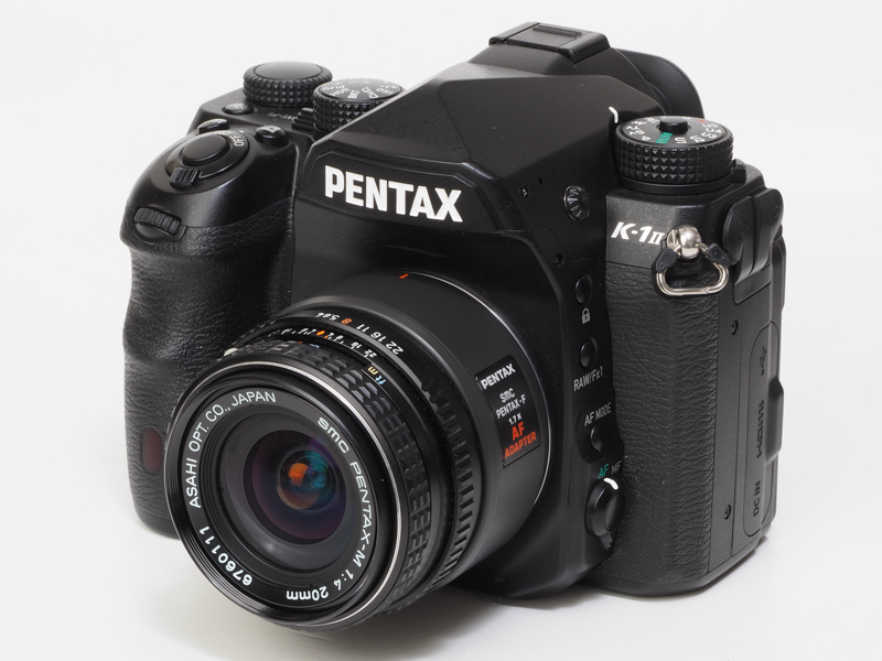 AFは正常に動作しました。焦点距離は34mm相当になるので、私の大好物の画角ですが、残念ながら線が太くヌケの悪い描写をします。画像は周辺まで割と均質性が高いのが救いです。ペンタックスMEやMXに合わせて登場した小型軽量のペンタックスMレンズは「性能を落とした」という人もいるのですが、個人的にはそう思っていません。