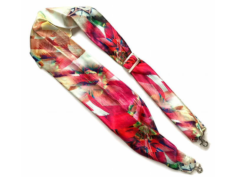 ピオニーサテン