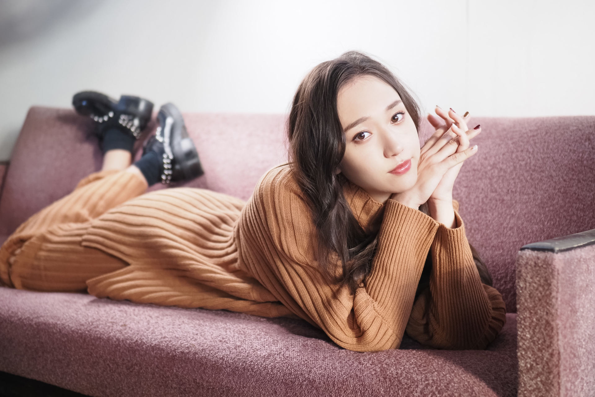 <span class="fnt-85">OM-D E-M1 Mark III / M.ZUIKO DIGITAL ED 25mm F1.2 PRO（35mm判換算50mm相当） / 絞り優先AE（F1.2・1/400秒・+1.0EV） / ISO 800</span>