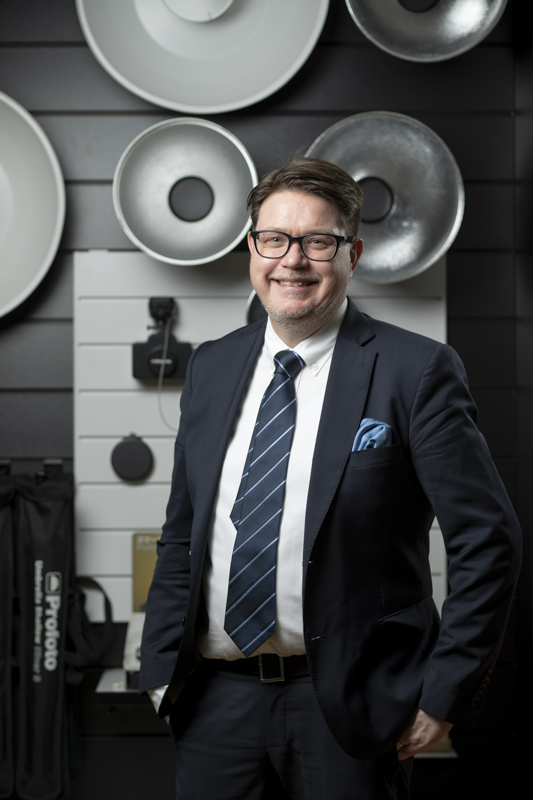 EOS-1D X Mark III / EF85mm F1.8 USM / マニュアル（F3.2・1/160秒） / ISO 100<br>モデル：プロフォト株式会社 オリアン・ペッテション社長