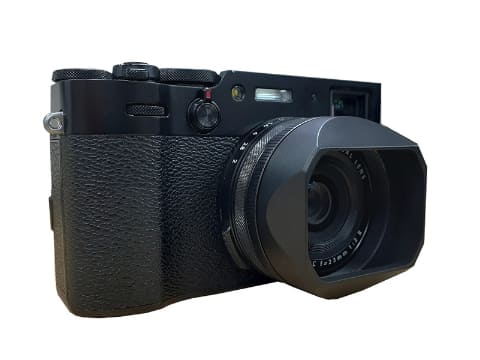ユーエヌ、富士フイルムX100シリーズ用のアルミ製スクエアフード