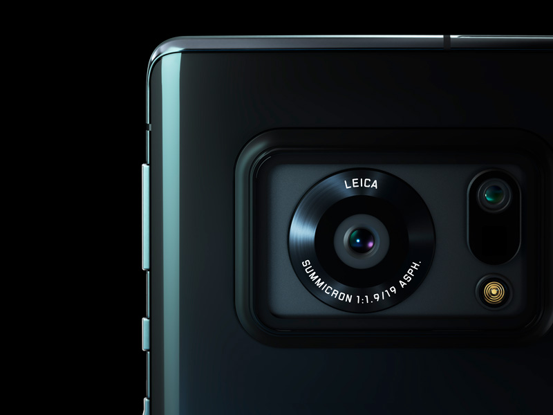 AQUOS R6の搭載レンズは「LEICA SUMMICRON 1:1.9/19 ASPH.」