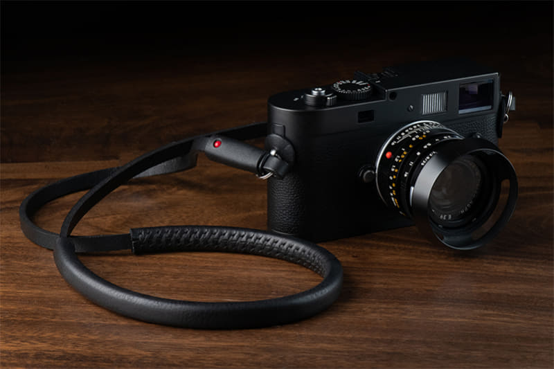 ブラック×レッドdot