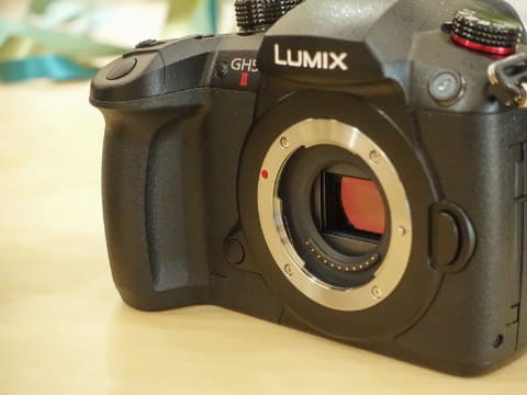 パナソニック「LUMIX GH5II」実機レポート。無線ライブ配信の手順を