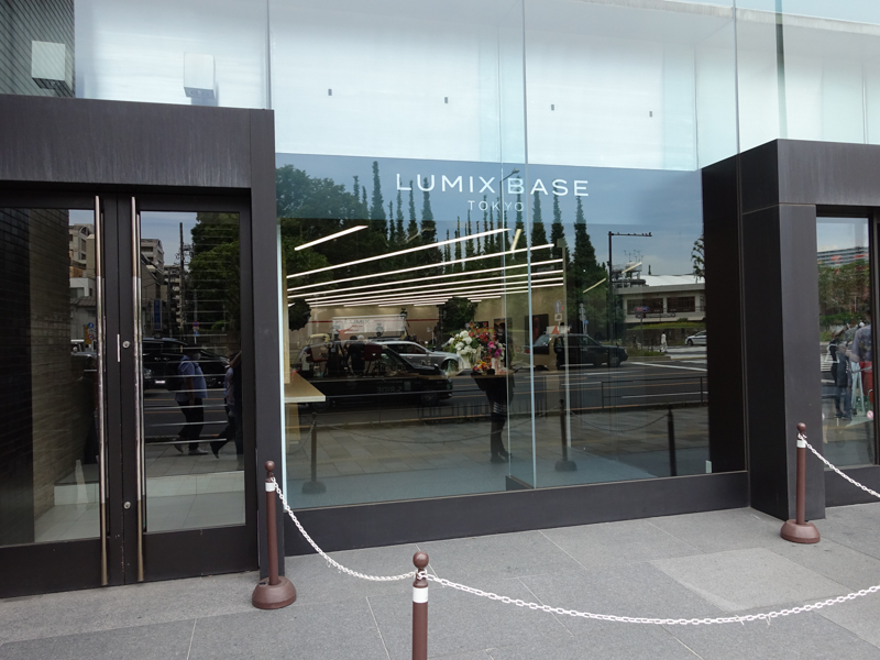 会場は5月30にオープンの「LUMIX BASE TOKYO」（東京都港区）。施設の様子は後日改めてお届けする