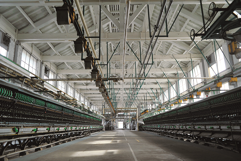 田村仁 富岡製糸場 操糸場内部 2016年 （c）田村仁