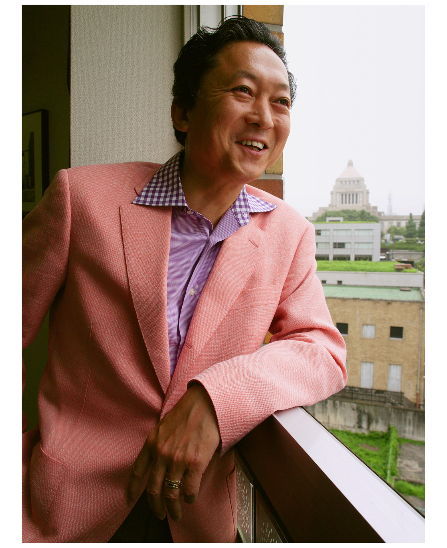 鳩山由紀夫さん（鳩山由紀夫個人事務所にて撮影・『瞬間の顔』Vol.01より）