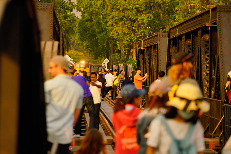 ソニーα7R III　FE 70-300mm F4.5-5.6 G OSS（300mm）　絞り優先オート（F7.1、1/2,000秒）　ISO 800　WB:日陰　風景