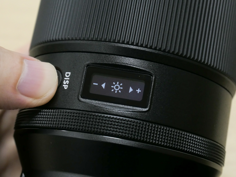 そこからDISPボタンを押すことで、表示輝度も調節可能