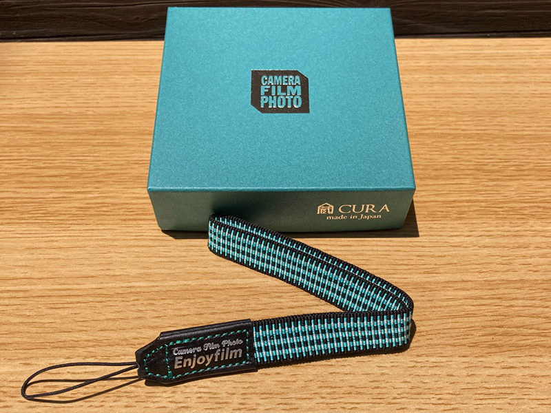 ハンドストラップ（松葉紐タイプ）