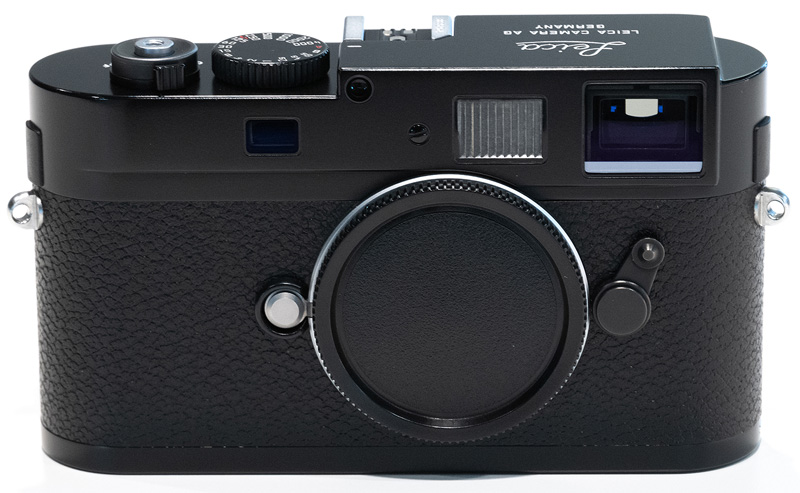 販売品の一例。ライカM9スチールグレーをライカM9-Pブラックペイントにアップグレードした個体