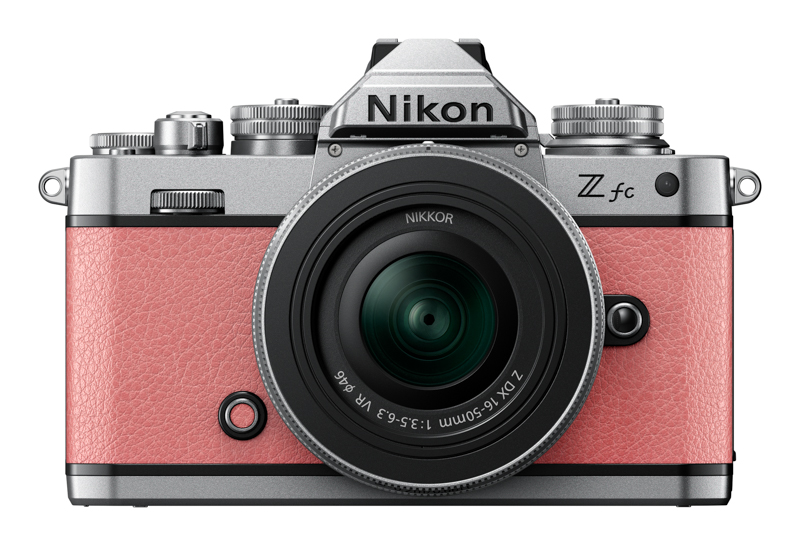 コーラルピンク