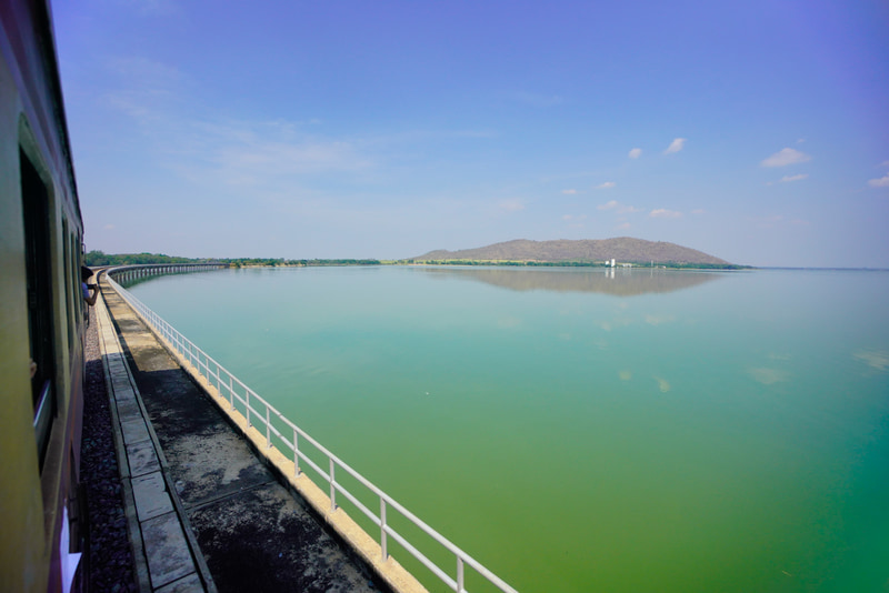 ソニーα7R III　FE 16-35mm F4 ZA OSS（16mm）　絞り優先オート（F4.5、1/8000秒）　ISO 800　WB:太陽光