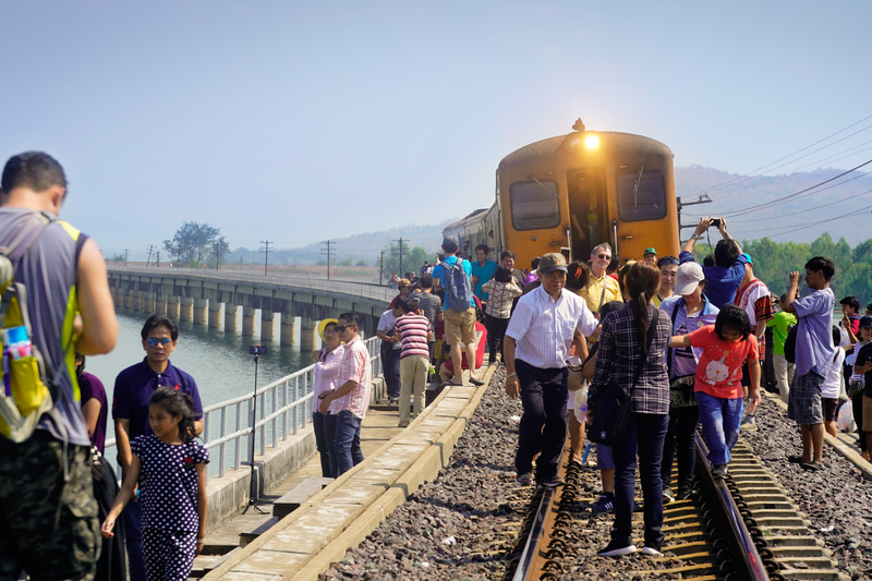 ソニーα9　FE 70-300mm F4.5-5.6 G OSS（120mm）　プログラムオート（F8.0、1/1250秒）　ISO 800　WB:太陽光