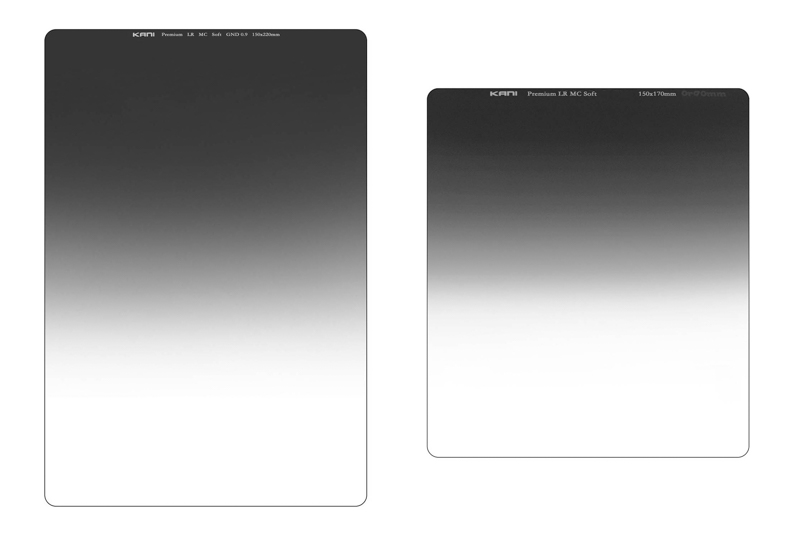 従来品とのサイズ比較。左が150×220mmタイプ