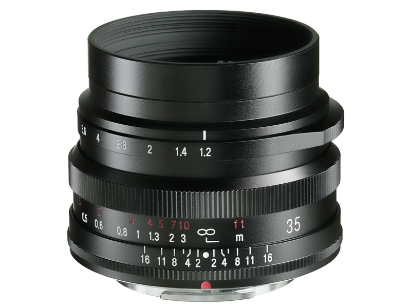 フードを装着した状態