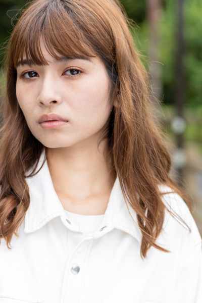 丸型：キャッチライトは丸型がもっとも見栄えが良く映り込む。入れ込む位置もよく吟味したい