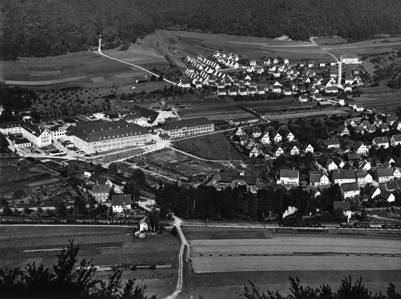 オーバーコッヘンにおける新たな工場のスタート（1946年）