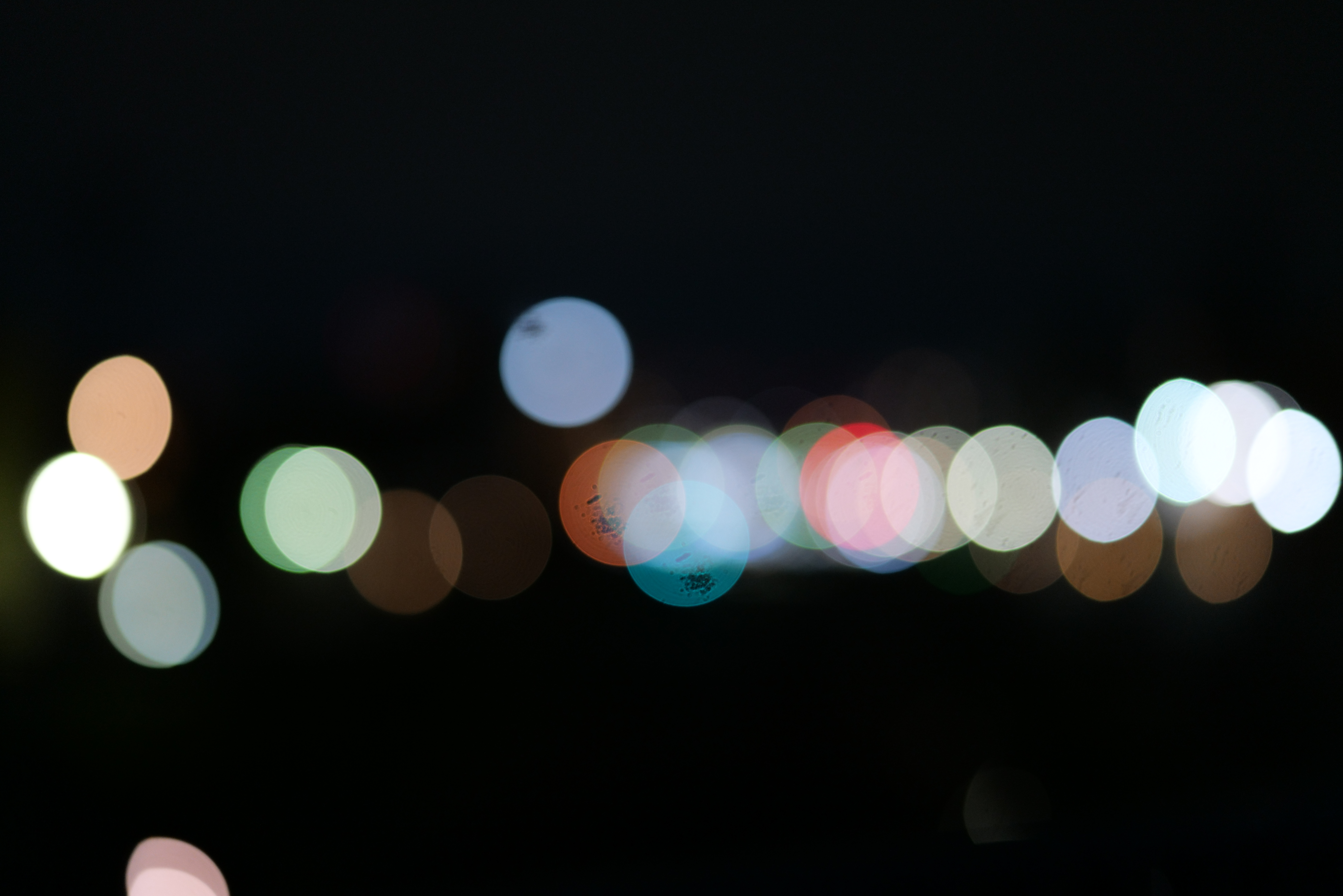 <span class="fnt-85">LUMIX S1R / LUMIX S 50mm F1.8 / 絞り優先AE（F1.8・1/60秒・±0EV） / ISO 1600</span>