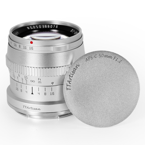 TTArtisan 50mm F1.2（シルバー）