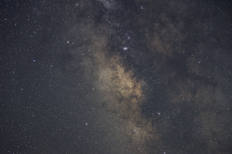 EOS R5 / 24-70mm F2.8 DG OS HSM｜Art / 70mm / マニュアル露出（30秒・F2.8） / ISO 3200