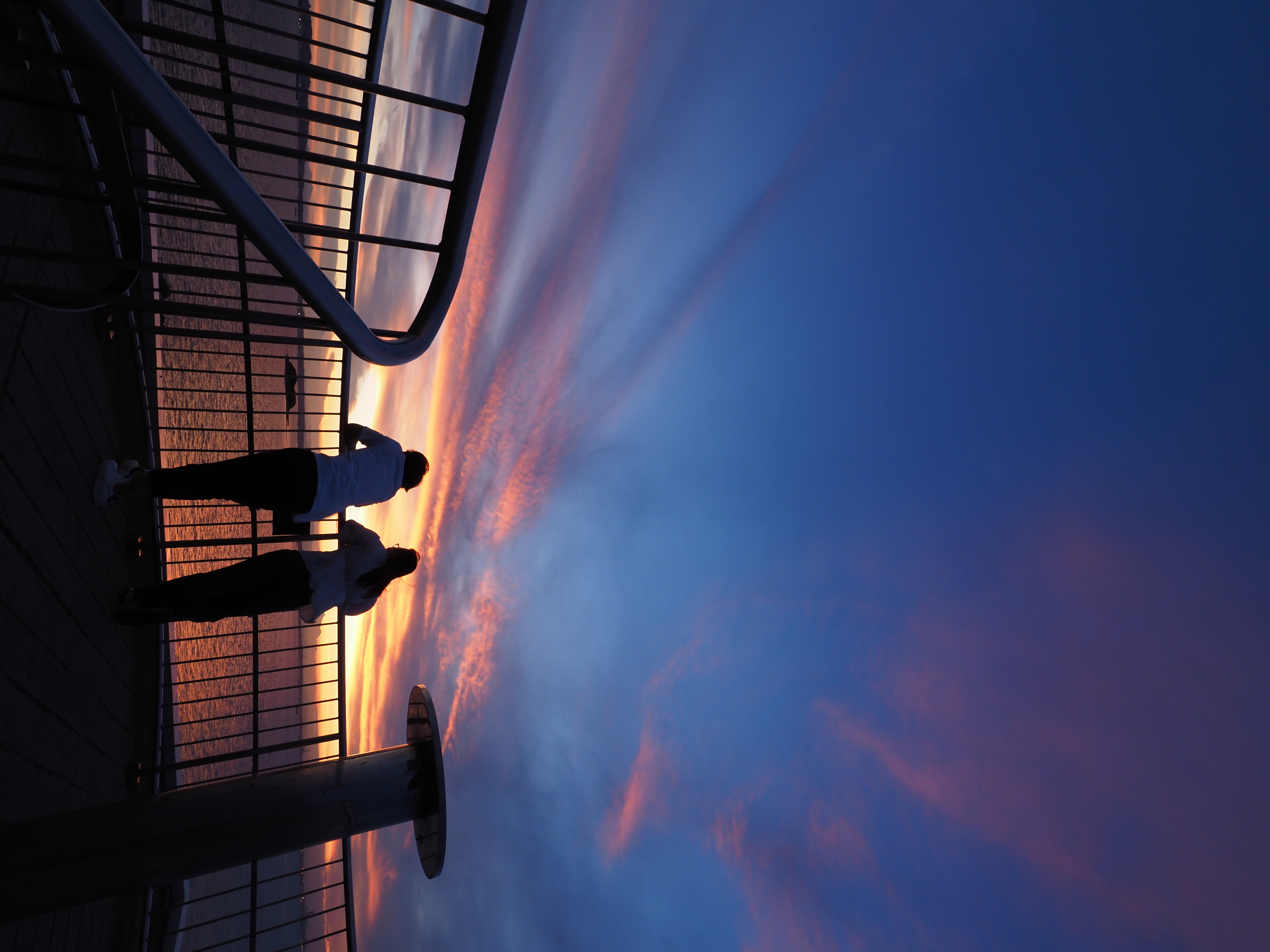 E-M1 Mark III　M.ZUIKO DIGITAL ED 8-25mm F4.0 PRO（8mm）　絞り優先AE（F8・1/25秒・-0.3EV）　ISO 400