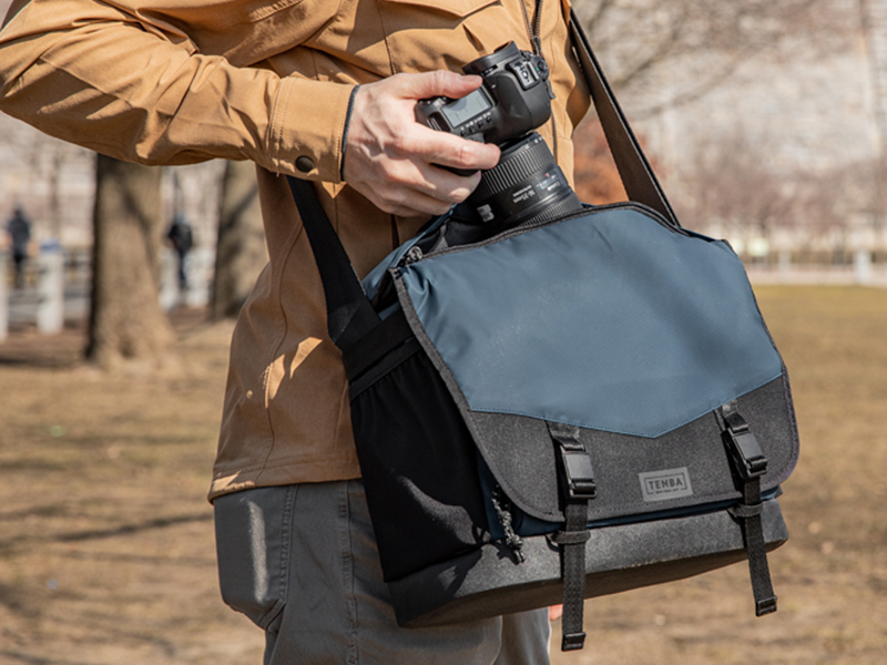 DNA13 DSLRメッセンジャー（ブルー）