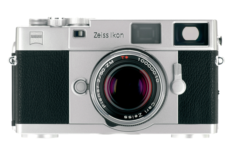 銀塩レンジファインダーカメラ「ツァイス・イコン」（2005年）