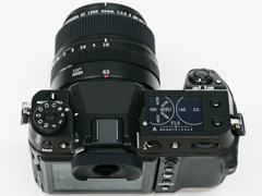 写真で見るFUJIFILM GFX50S II - デジカメ Watch