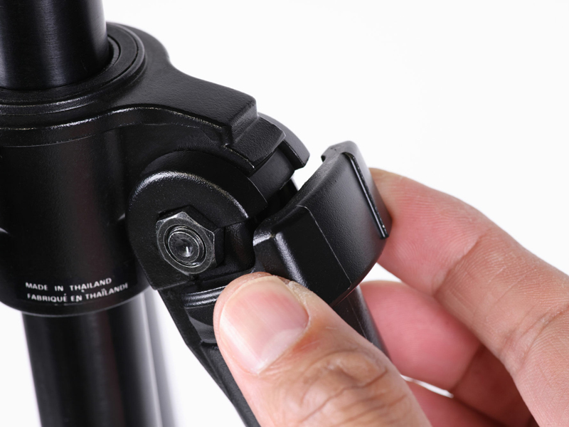 開脚角度を調整するためのストッパー