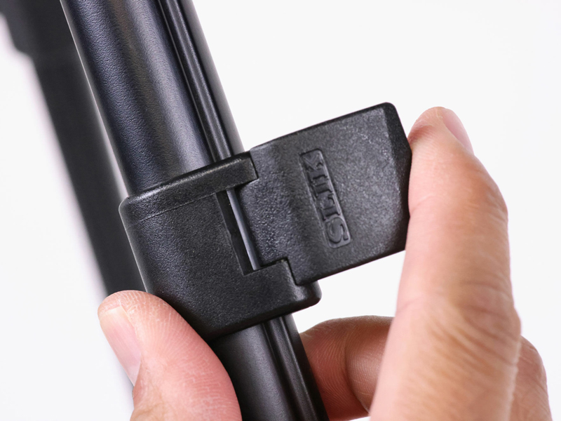 レバーロック式を採用