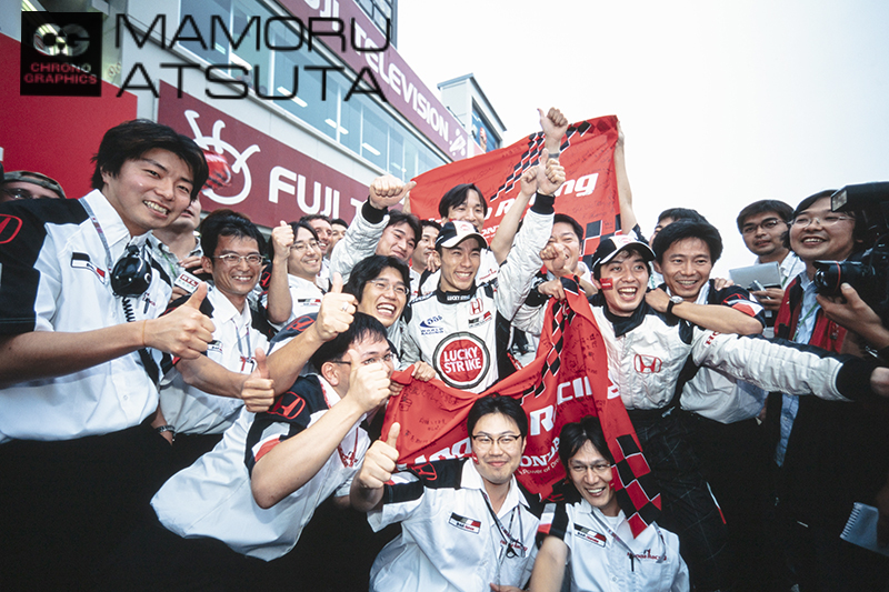 EOS-1V　EF16-35mm F2.8L USM（F5.6・1/250秒）RVP