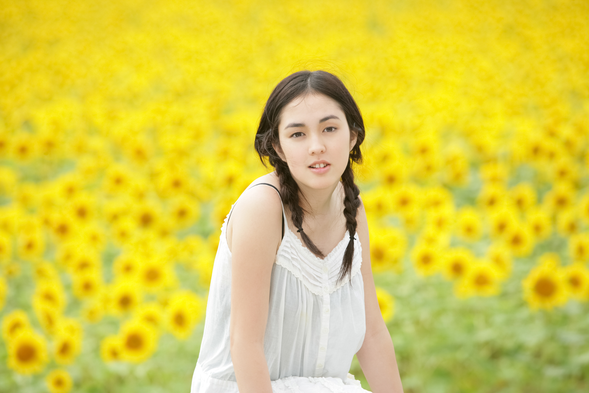 <span class="fnt-85">EOS-1Ds Mark II / 200mm / マニュアル露出（F5.0・1/250秒） / ISO 100</span>