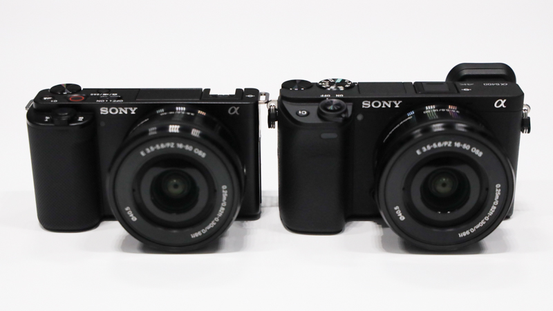 左が「ZV-E10」、右が「α6400」