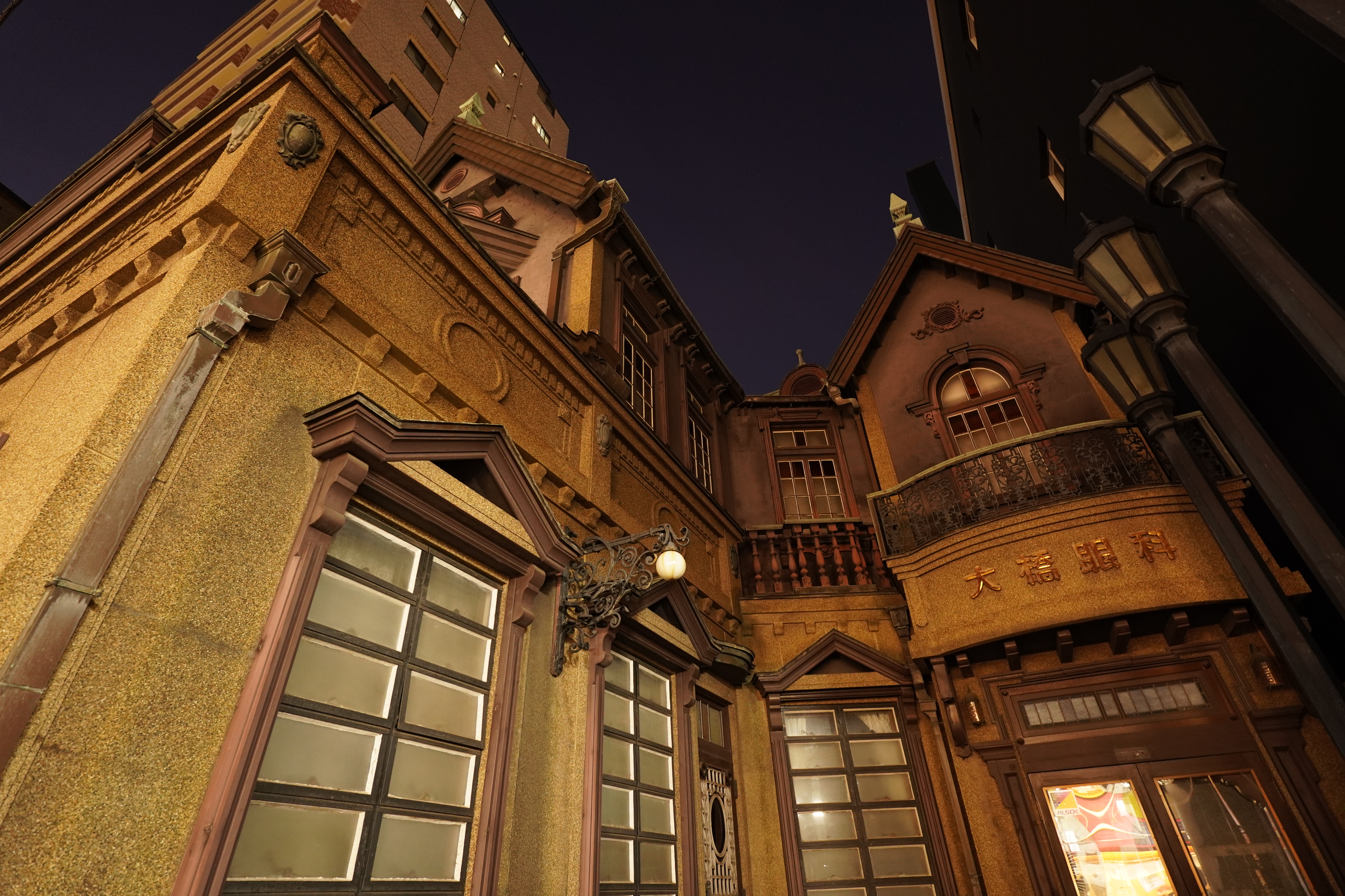 α6600 / 絞り優先AE（F2.8・1/5秒）/ ISO 800 / 11mm