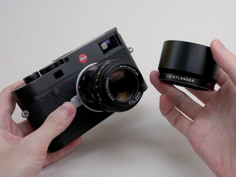 バヨネットフードが付属する。