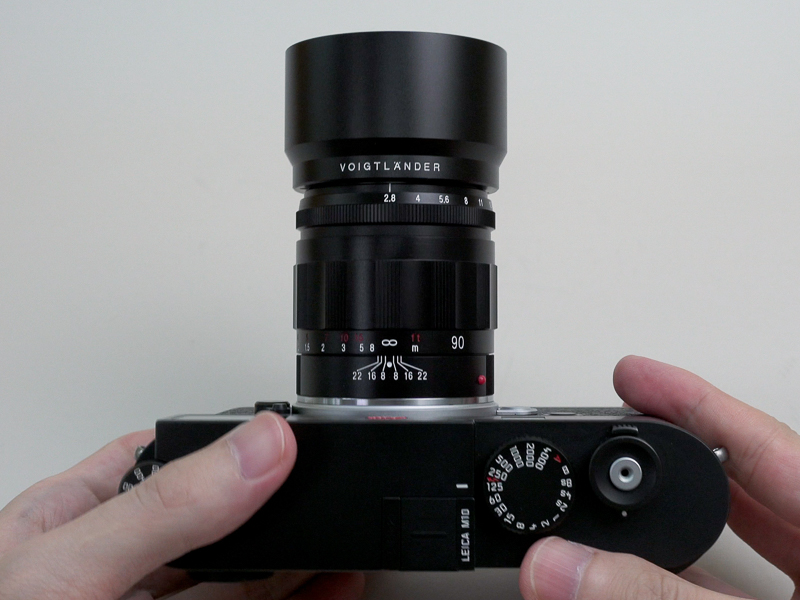 フードを装着したところ