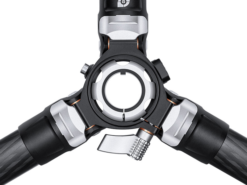 本体部にはボール状の部品が組み込まれている