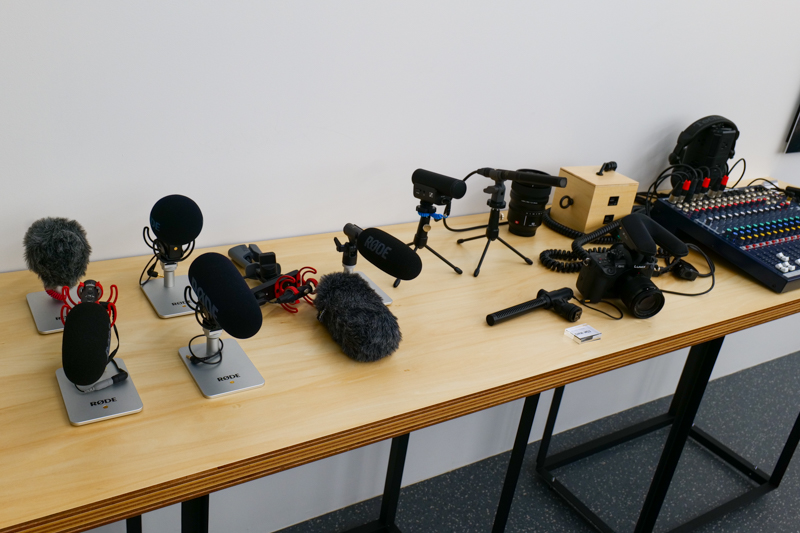 RODEのマイクなど音響関連の展示