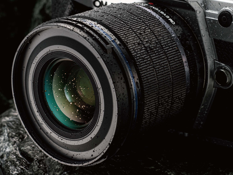 雨や雪の中でも活用できるという