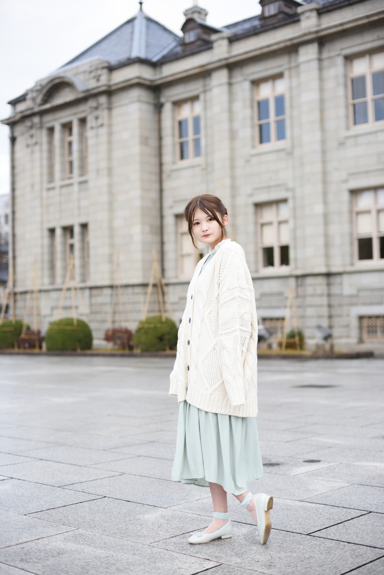 佐藤の直近作「山形美少女図鑑」より。渡邉歩咲さん（元NGT48研究生 山形美少女図鑑創刊号オーディショングランプリ）。