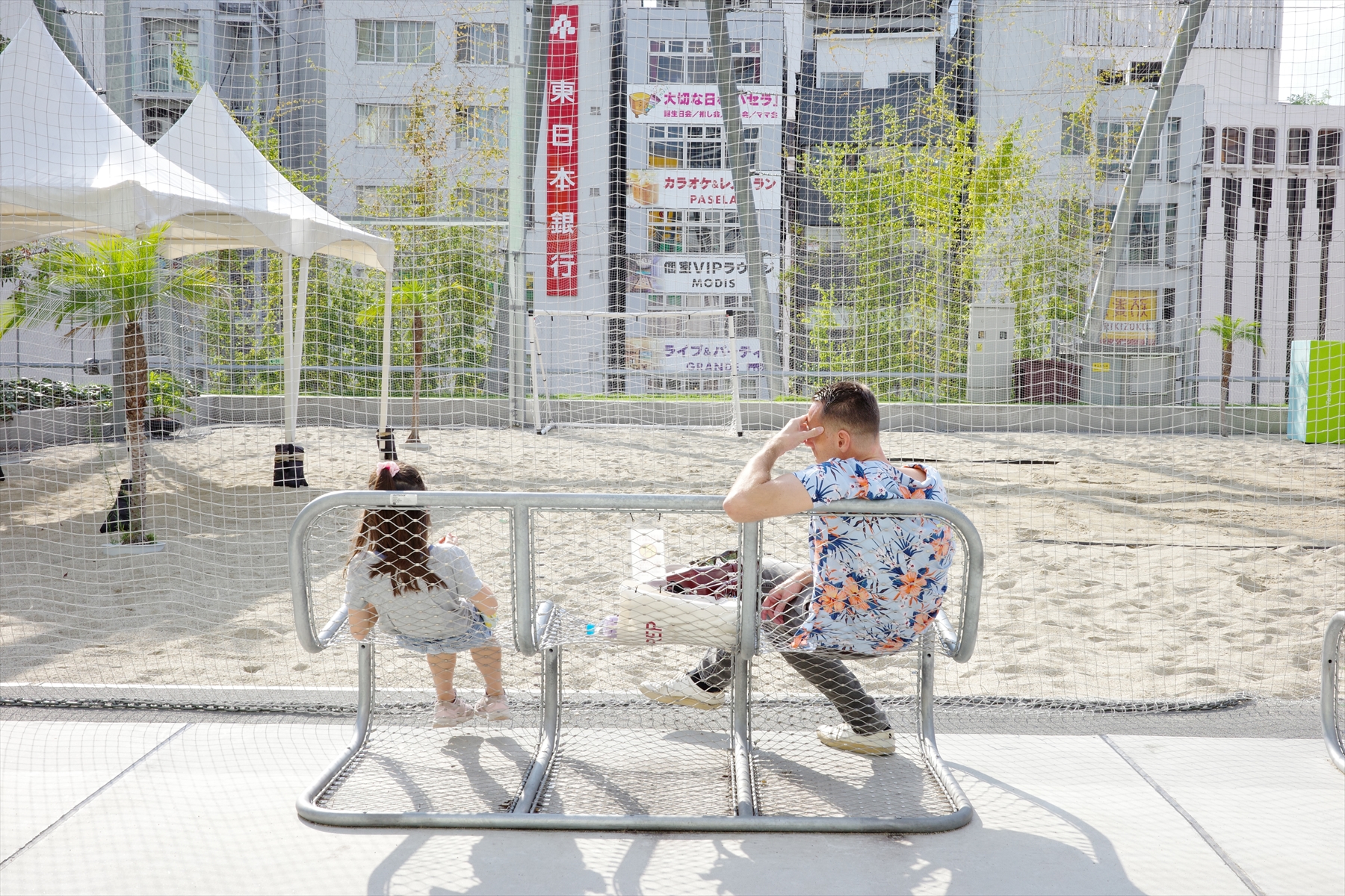 RICOH GR IIIx / 40mm / プログラムAE（F11・1/80秒・+2.0EV） / ISO 200 / WB太陽光 / スタンダード