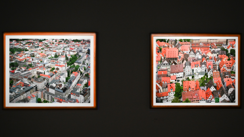 展示室より。左が「BER 31119」、右は「QUL 30830」