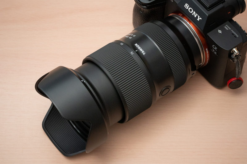 フード装着時（望遠端）