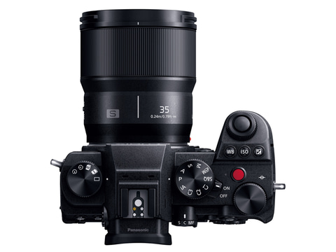 パナソニック、小型軽量のLマウント単焦点「LUMIX S 35mm F1.8」。9.1