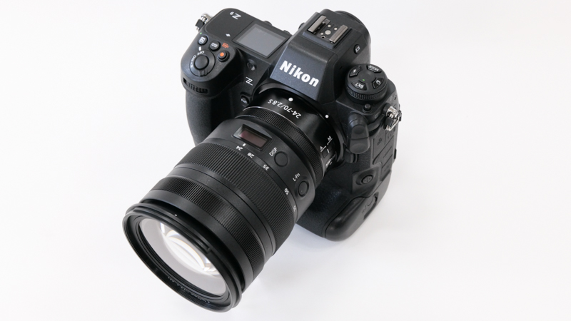 NIKKOR Z 24-70mm f/2.8 Sを装着した状態